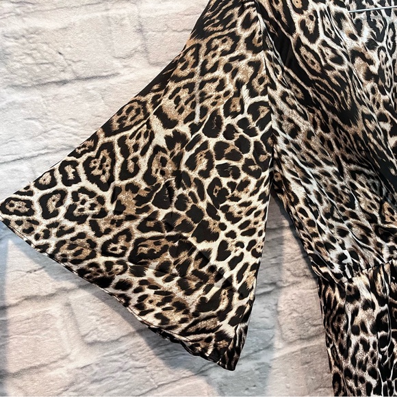 Lucca Couture Cheetah V Neck Bell Sleeve Draped Midi Dress - Small - Picture 10 of 14